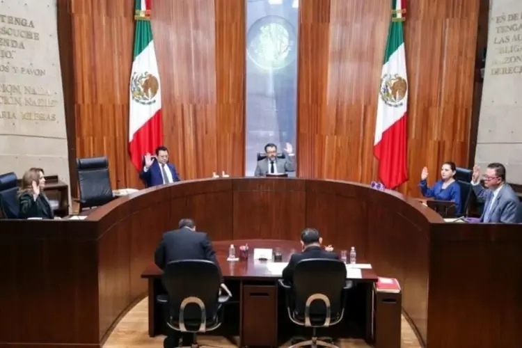 Tribunal aplaza fallo para registro de partidos