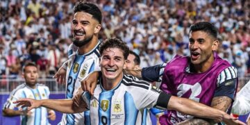 Argentina sufre y en tiempo extra gana 3-1 a Suiza; es semifinalista