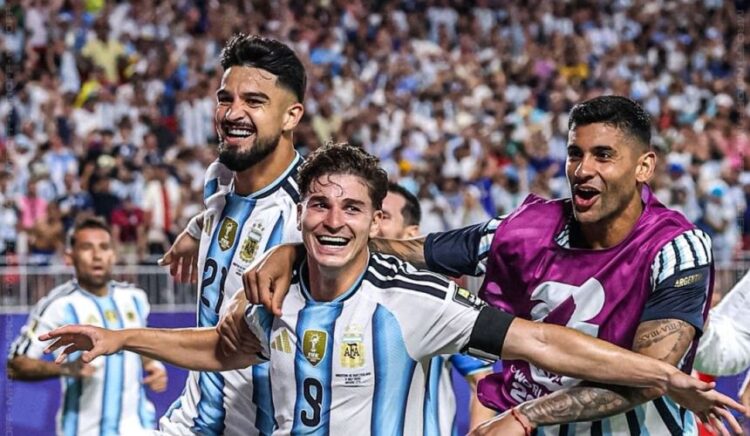 Argentina sufre y en tiempo extra gana 3-1 a Suiza; es semifinalista