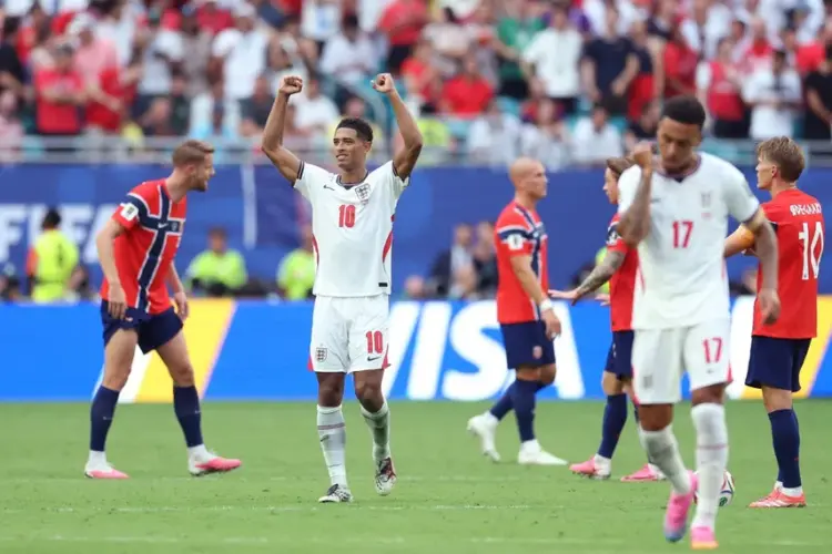 Inglaterra remonta y vence 2-1 a Noruega en tiempos extras con doblete de Bellingham
