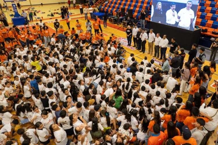 Clausura el rector Dámaso Anaya concurrido campamento infantil de la UAT