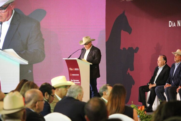 Ganaderos agradecen a Sheinbaum gestión para reapertura gradual de frontera de EU a exportación de ganado