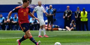 España golea 3-0 a Austria y sella su pase a los Octavos de final