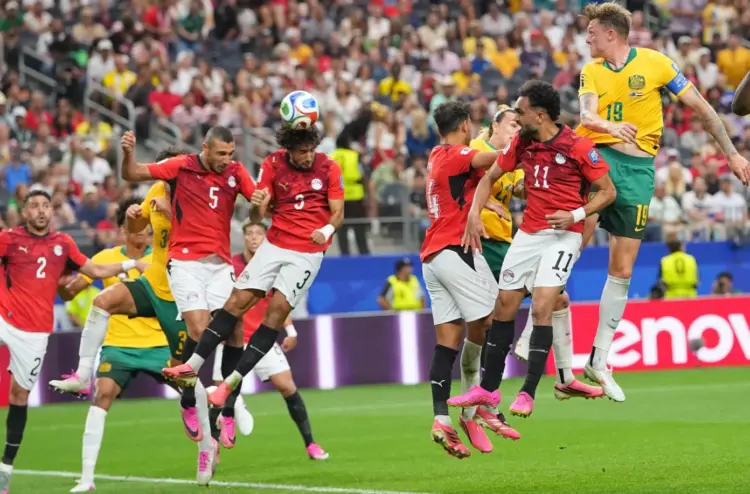 Egipto gana en primer partido en una ronda eliminatoria del Mundial