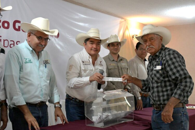 Impulsan con el programa de mejoramiento genético la ganadería de González
