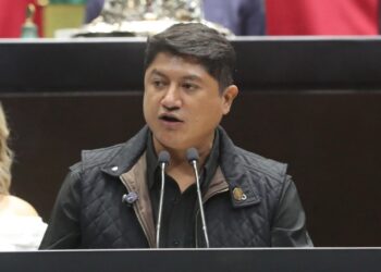 Plantean fortalecer protección patrimonial de personas adultas mayores mediante asesoría notarial