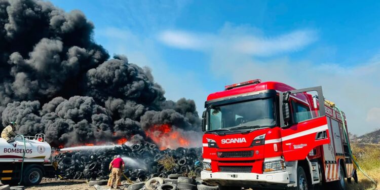 Voraz incendio en el basurero municipal de Cd. Victoria