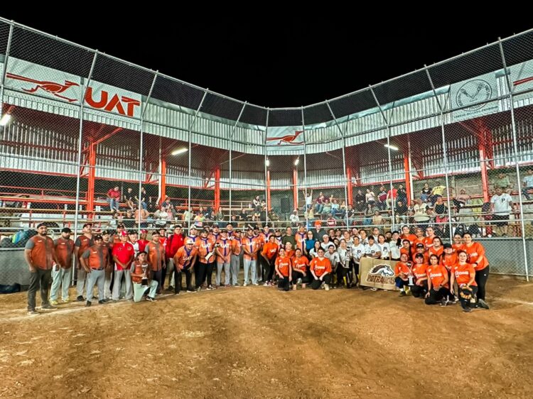 Potrancas y Vinculación, son campeones en Torneo de Softbol “Funcionarios UAT”