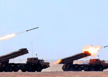 Irán lanza ataques contra bases militares de EE.UU. en Kuwait, Baréin y Qatar