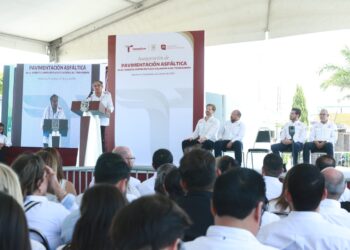 Américo inaugura obra vial en Matamoros