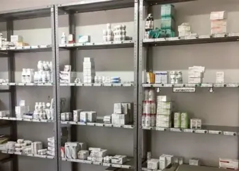 Advierten nuevo desabasto de medicamentos