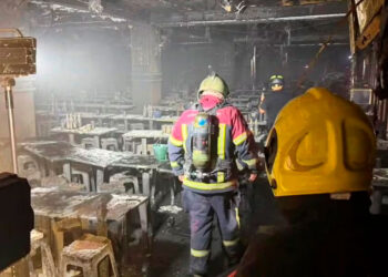 Incendio en bar de Tailandia deja 32 muertos y decenas de heridos