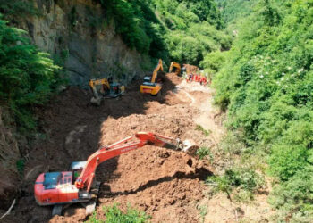 Deslizamiento de tierra en China deja 21 víctimas en la provincia de Gansu