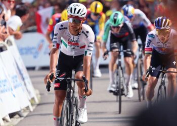 Isaac del Toro mantiene el séptimo puesto general tras la undécima etapa del Tour de Francia