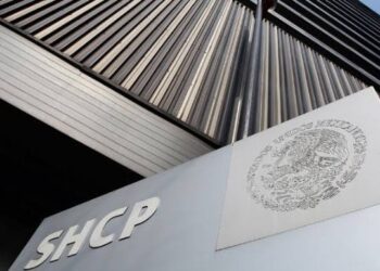 Economista califica de fallida estrategia fiscal mexicana