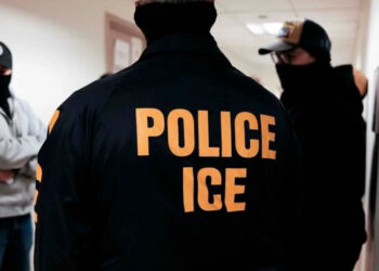ICE registra cifra récord de arrestos migratorios en una jornada en el sur de Texas