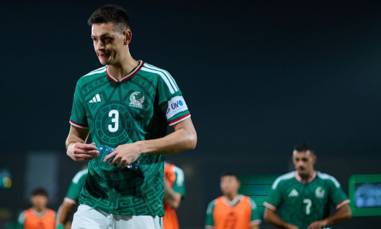 México vs Inglaterra: César Montes y las claves tácticas para contener a Harry Kane