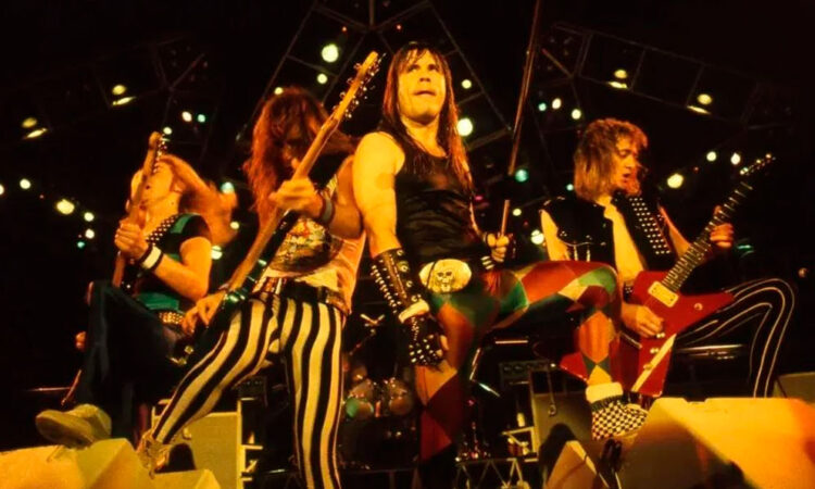 Iron Maiden vende parte de su catálogo musical a Pophouse