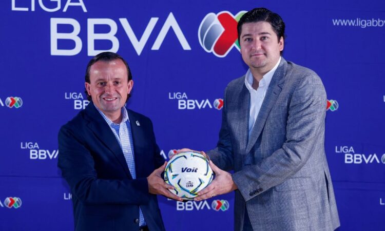 Liga MX nombra a Francisco Iturbide como presidente
