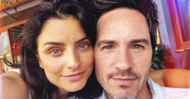 Mauricio Ochmann y Aislinn Derbez juntos en el aeropuerto: ¿reconciliación?
