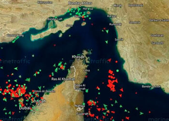 Puertos del Golfo diversifican corredores comerciales terrestres para evitar el estrecho de Ormuz