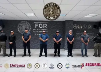 Detienen a policías por vínculo con “La Barredora”