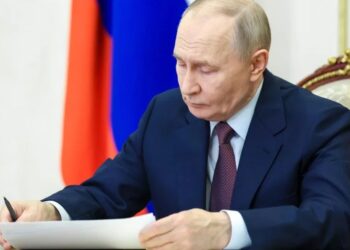 Putin amplía la exención de visados para ciudadanos chinos