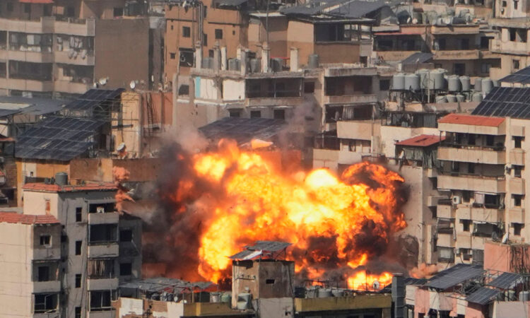 Cifra de muertos en el Líbano roza los 4,300 tras ofensiva de Israel