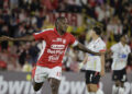 Santa Fe golea a Caracas y avanza en la Sudamericana