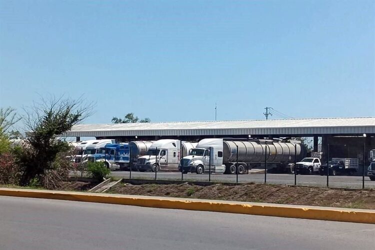 Van por exjefes de Aduana Matamoros