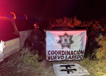 Aseguran vehículo con armamento en Nuevo Laredo