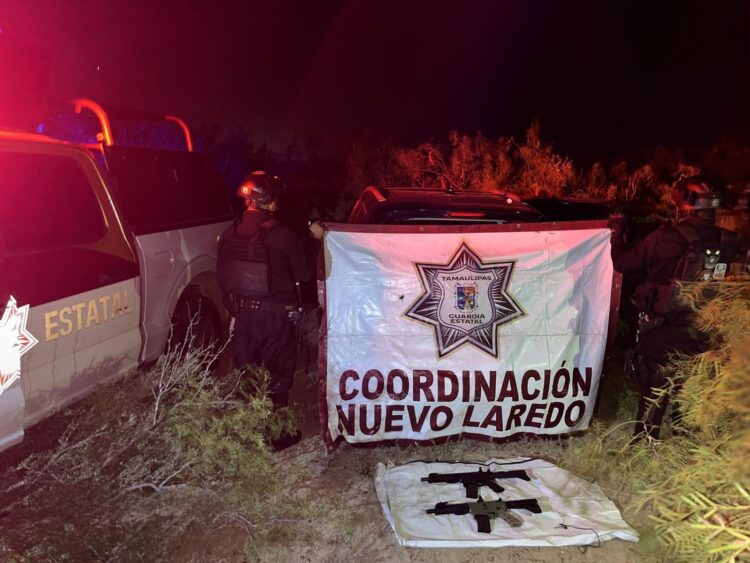 Aseguran vehículo con armamento en Nuevo Laredo