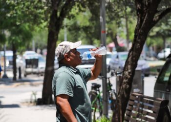 Pide Salud incrementar medidas preventivas por altas temperaturas