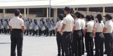 Promocionan colegio militarizado en Matamoros