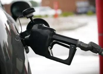 Diesel supera precio del pacto en 17 estados