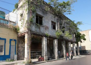 Lluvias elevan riesgo en edificios históricos