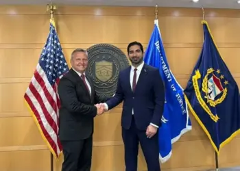 Embajador mexicano discute tráfico de armas con autoridades de EE.UU.