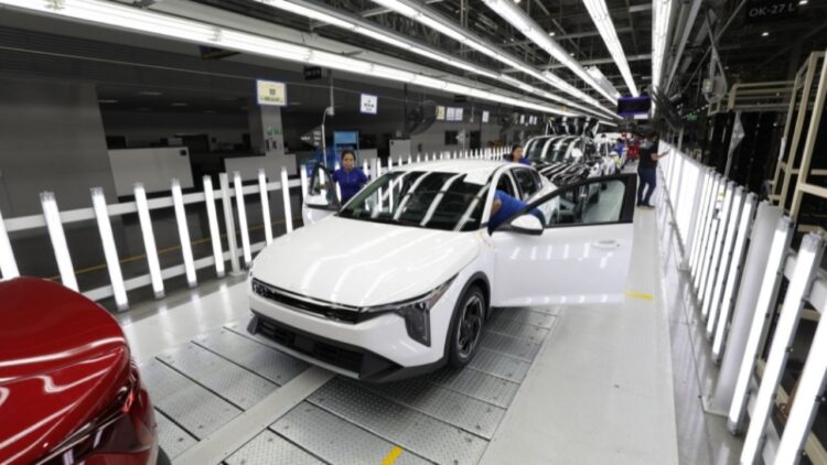 México registra el mayor nivel de ventas de autos ligeros en 10 años