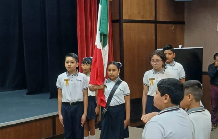 Victoria Estefanía: Orgullo victorense recibe Medalla Guadalupe Victoria y se gradúa con honores