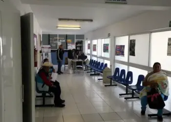 México enfrenta rezago en gasto de salud pública