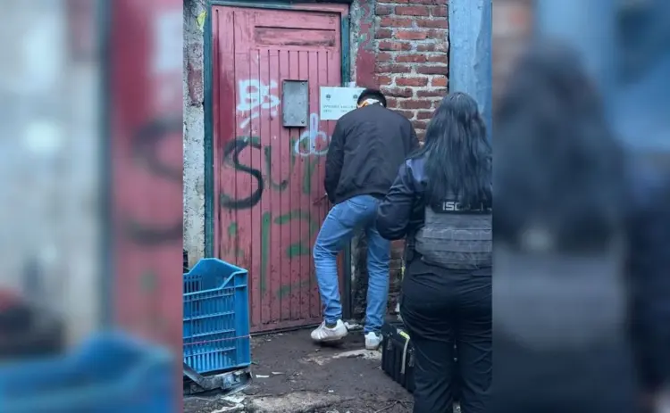 Identifican a jóvenes sepultados en patio de casa