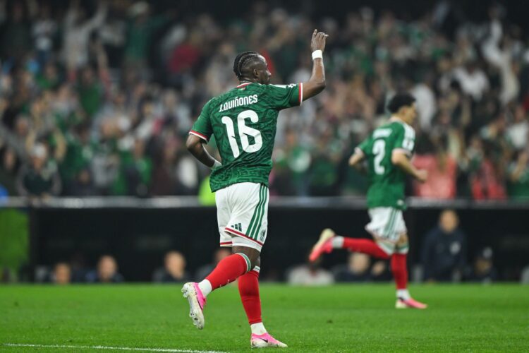 Julián Quiñones iguala récord histórico de goles con México en Copas del Mundo