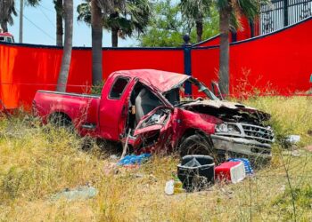 Muere mujer tras volcadura en carretera Victoria-Matamoros