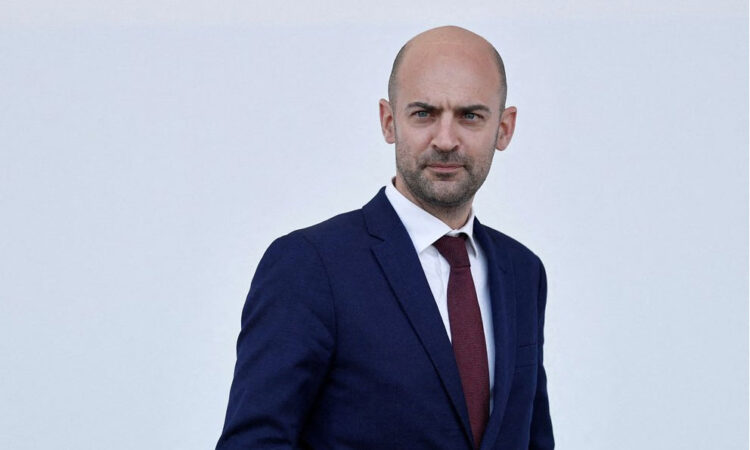 Francia impulsa a Islandia a abrir diálogo con la Unión Europea