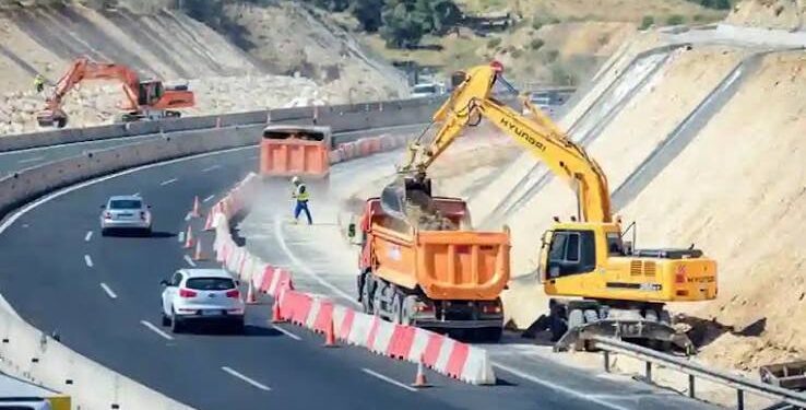 Cae inversión pública en infraestructura