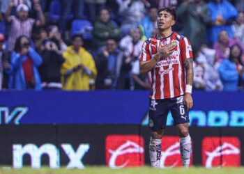 Omar Govea causa baja y Brian Gutiérrez será titular