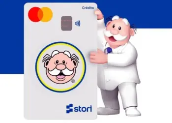 Dr. Simi lanza tarjeta de crédito
