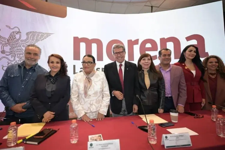 Morenistas denuncian guerra sucia interna hacia 2027