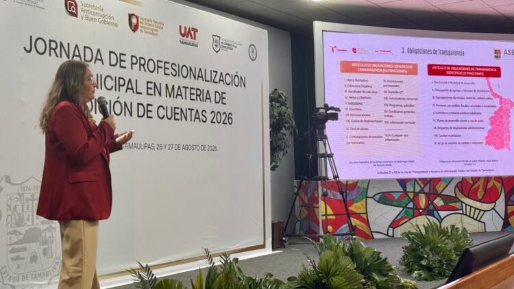 Capacitan a municipios en transparencia