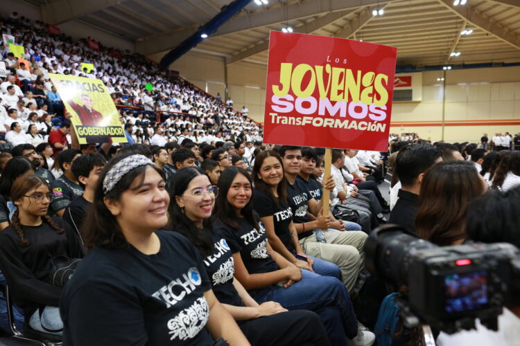 Pone Américo Villarreal a juventud al centro de las políticas públicas en Tamaulipas
